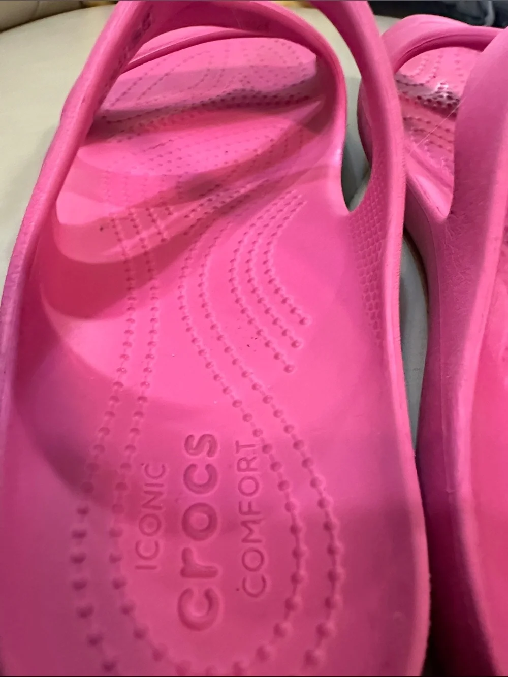 CROCS Swiftwater Hot Pink Triple Strap Slide Sandals Women's Size 9
